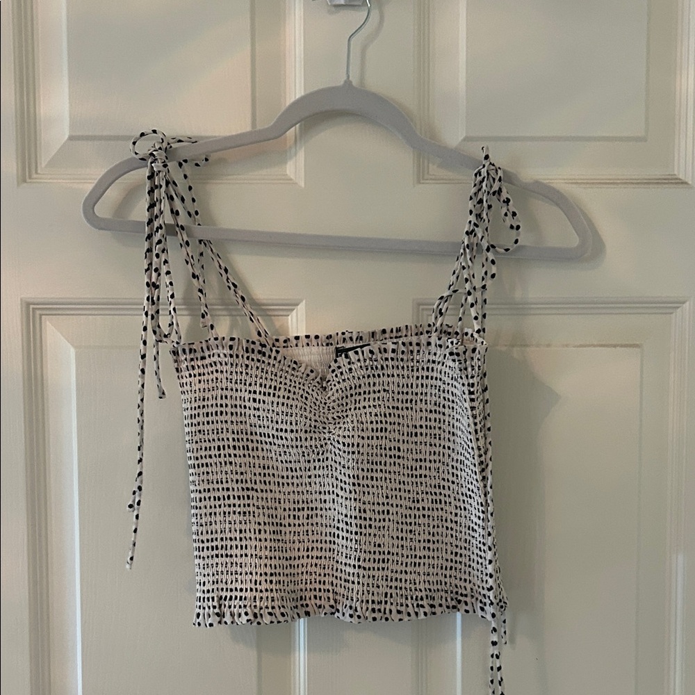 NEW WITH TAGSStylish Black and White Women's Top